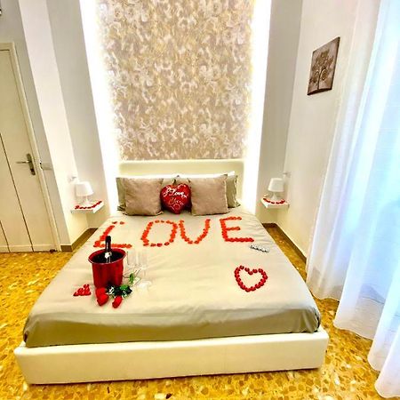 B&B Le Ali Del Sogno Pompei Bagian luar foto