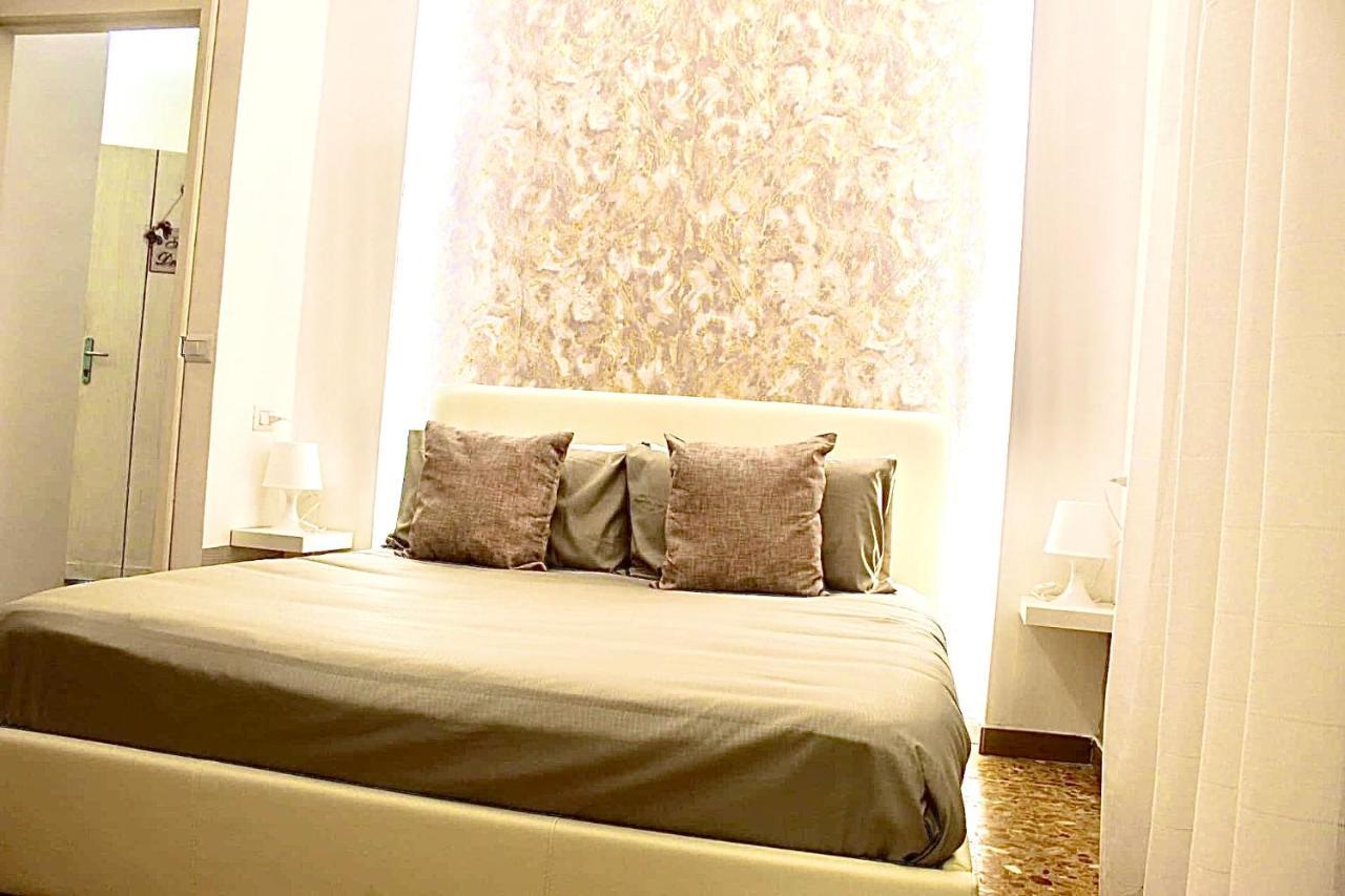 B&B Le Ali Del Sogno Pompei Bagian luar foto