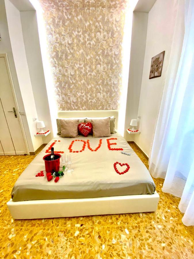 B&B Le Ali Del Sogno Pompei Bagian luar foto